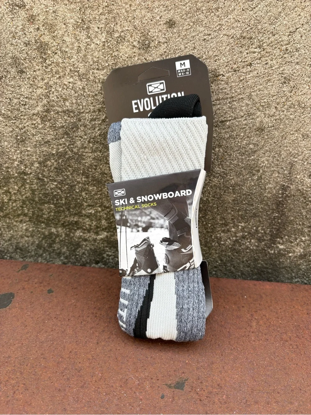 Evolution Socks Unisex Medium M6.5-8 W8-10 Technical Ski Snowboard Grey NWT